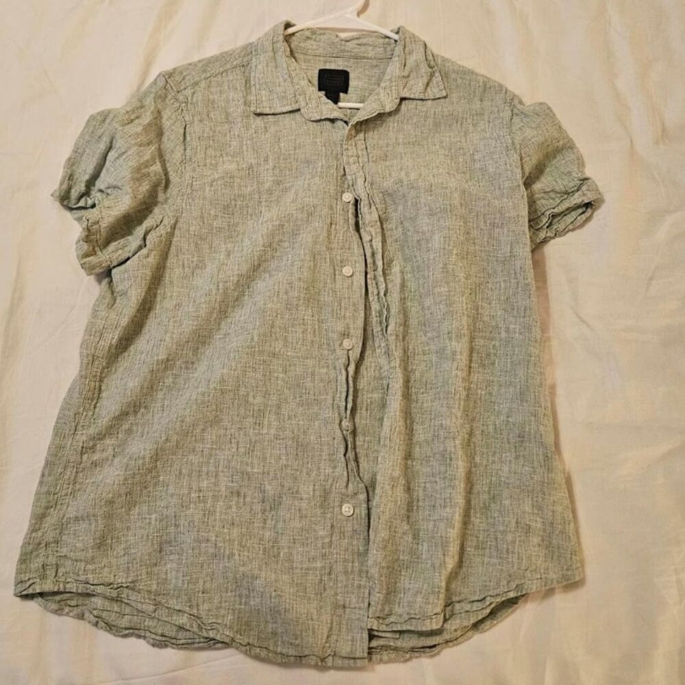 Large Light Green Linen Button Down
